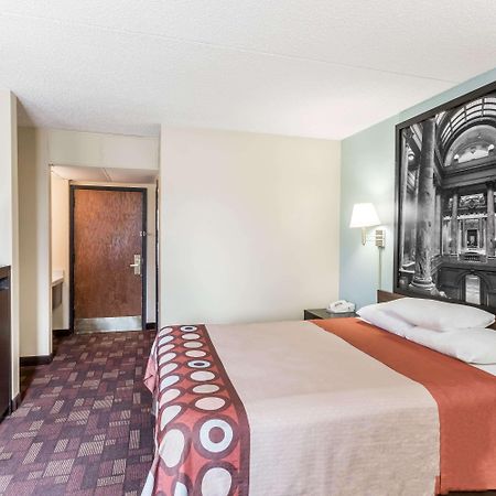 Super 8 By Wyndham Luverne Esterno foto