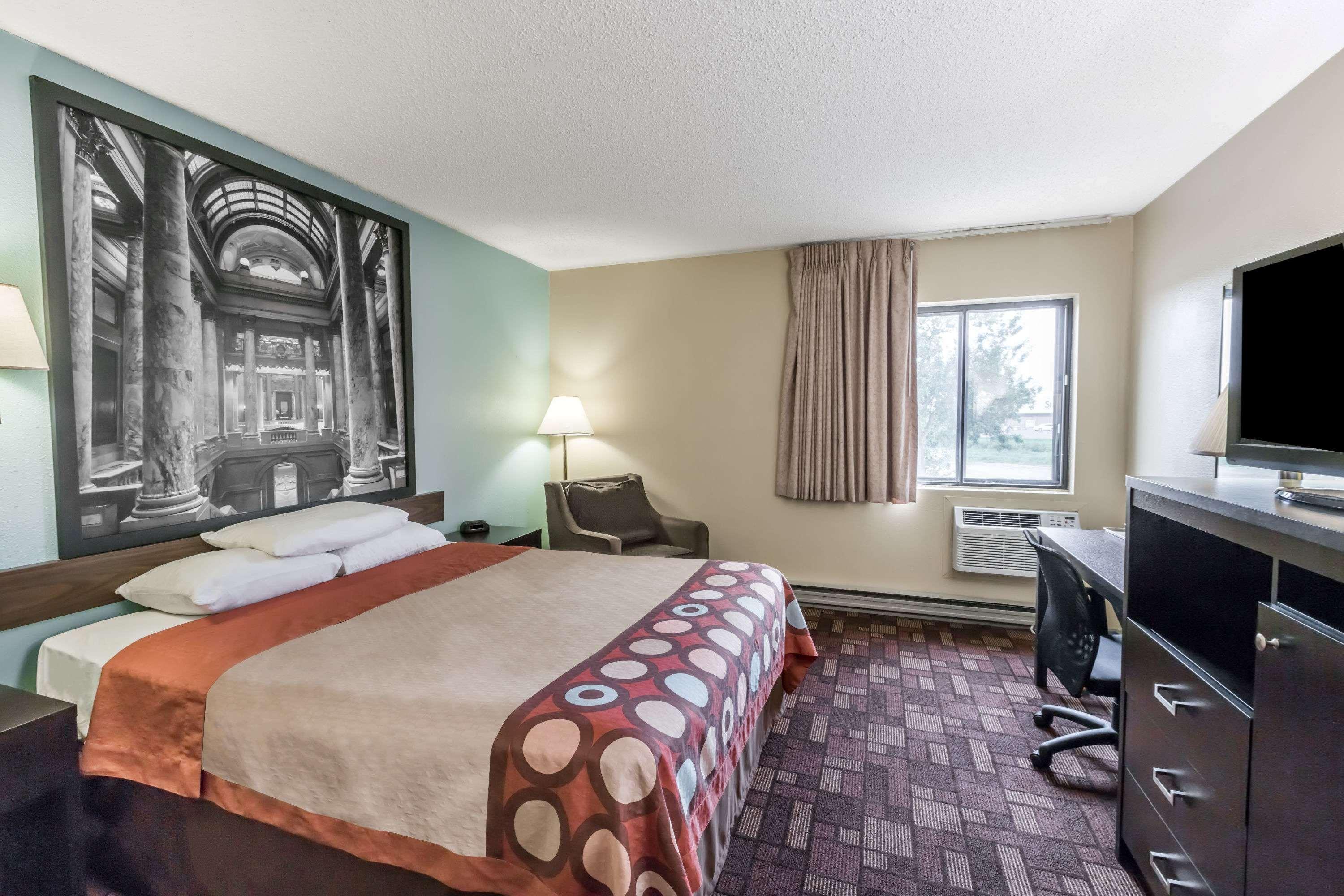 Super 8 By Wyndham Luverne Esterno foto